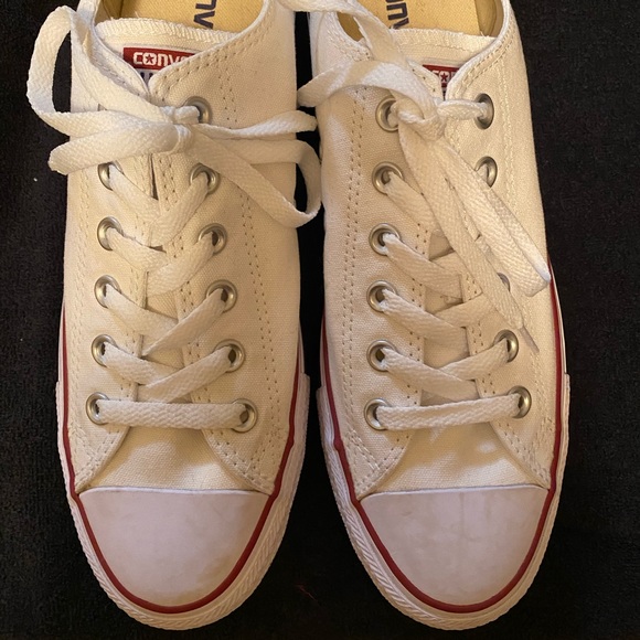 Converse Shoes - Women’s converse white sneakers. Size 9.5